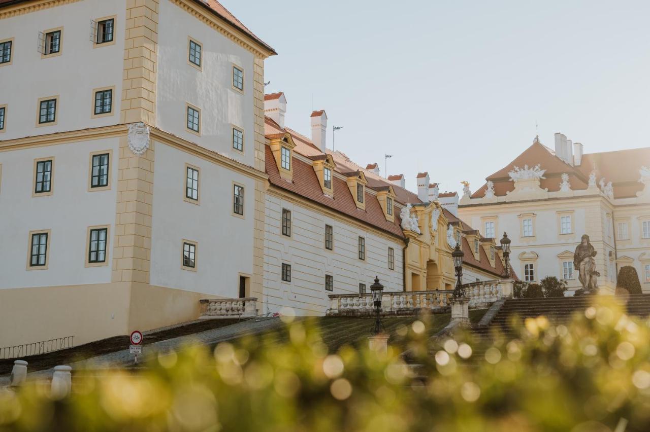 Zamecky Hotel Anton Florian Valtice Exterior foto